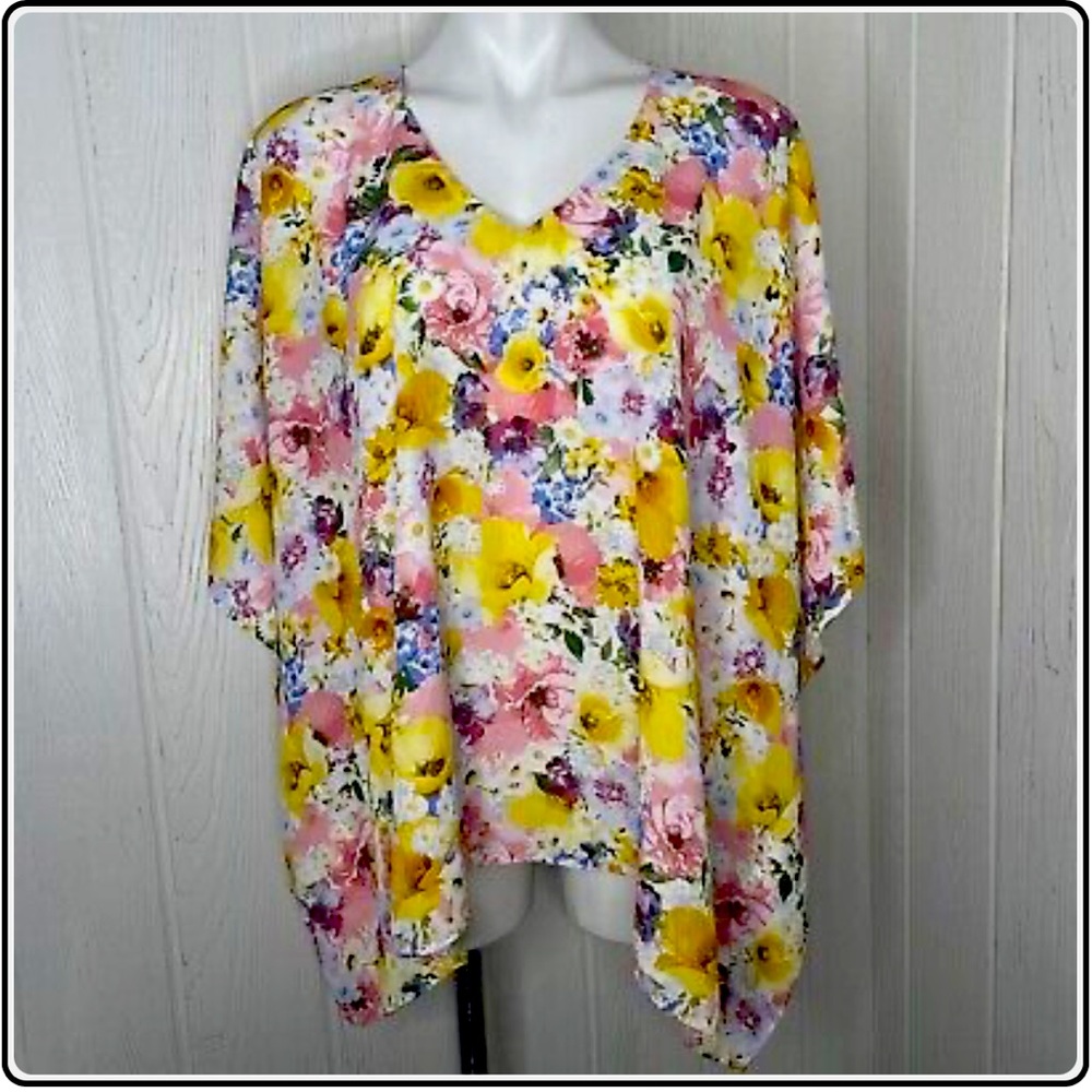 Buddy Love North Tunic Top Medium Free Love Pattern White Yellow Pink